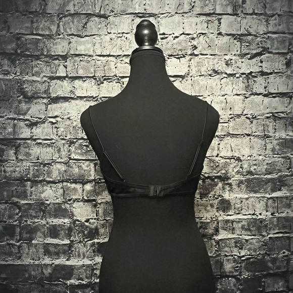 Maison Close Lingerie - Picture 4 of 6